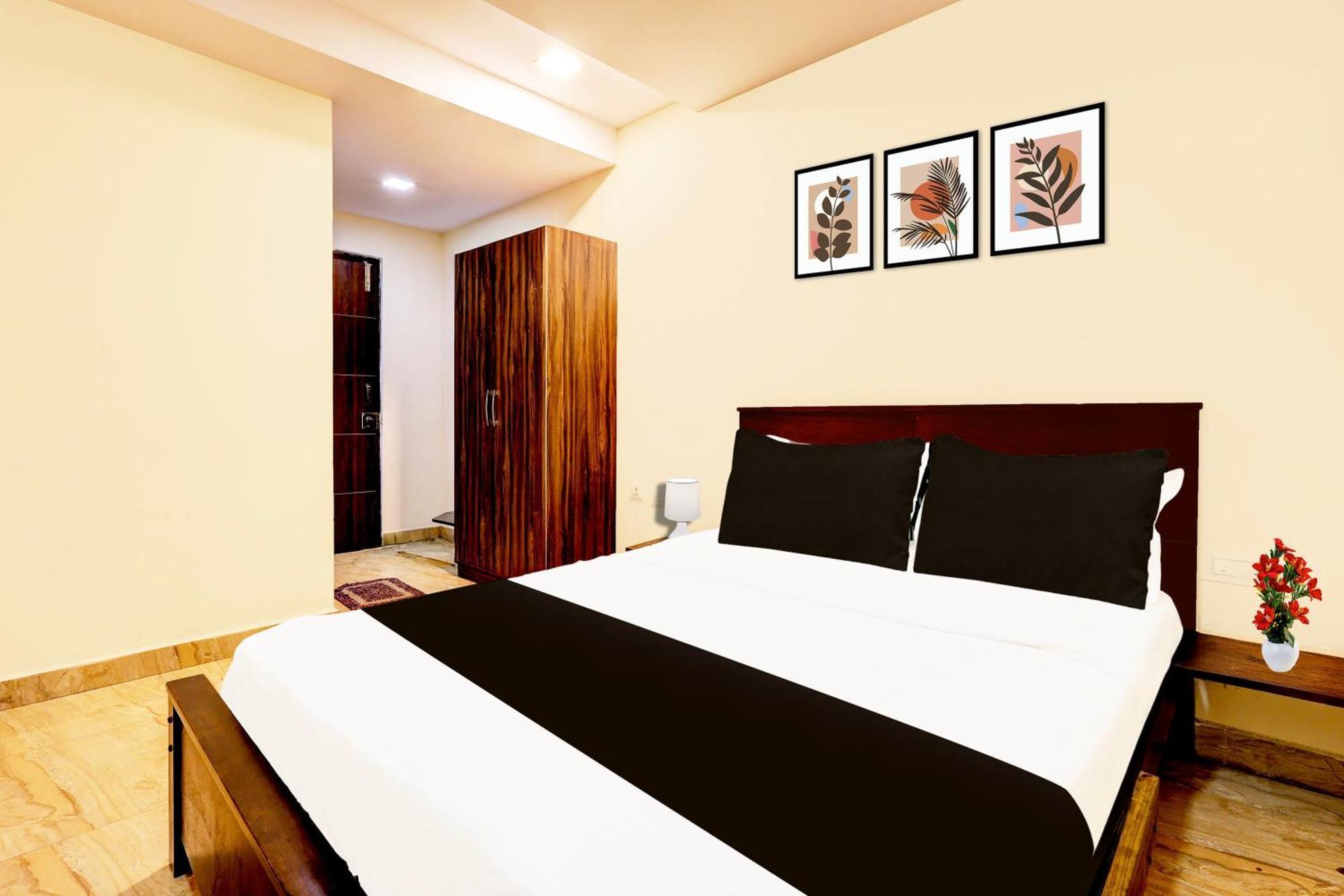Super Hotel O Mahanadu Formerly Akshaya Bheemas Vijayawāda Exteriör bild