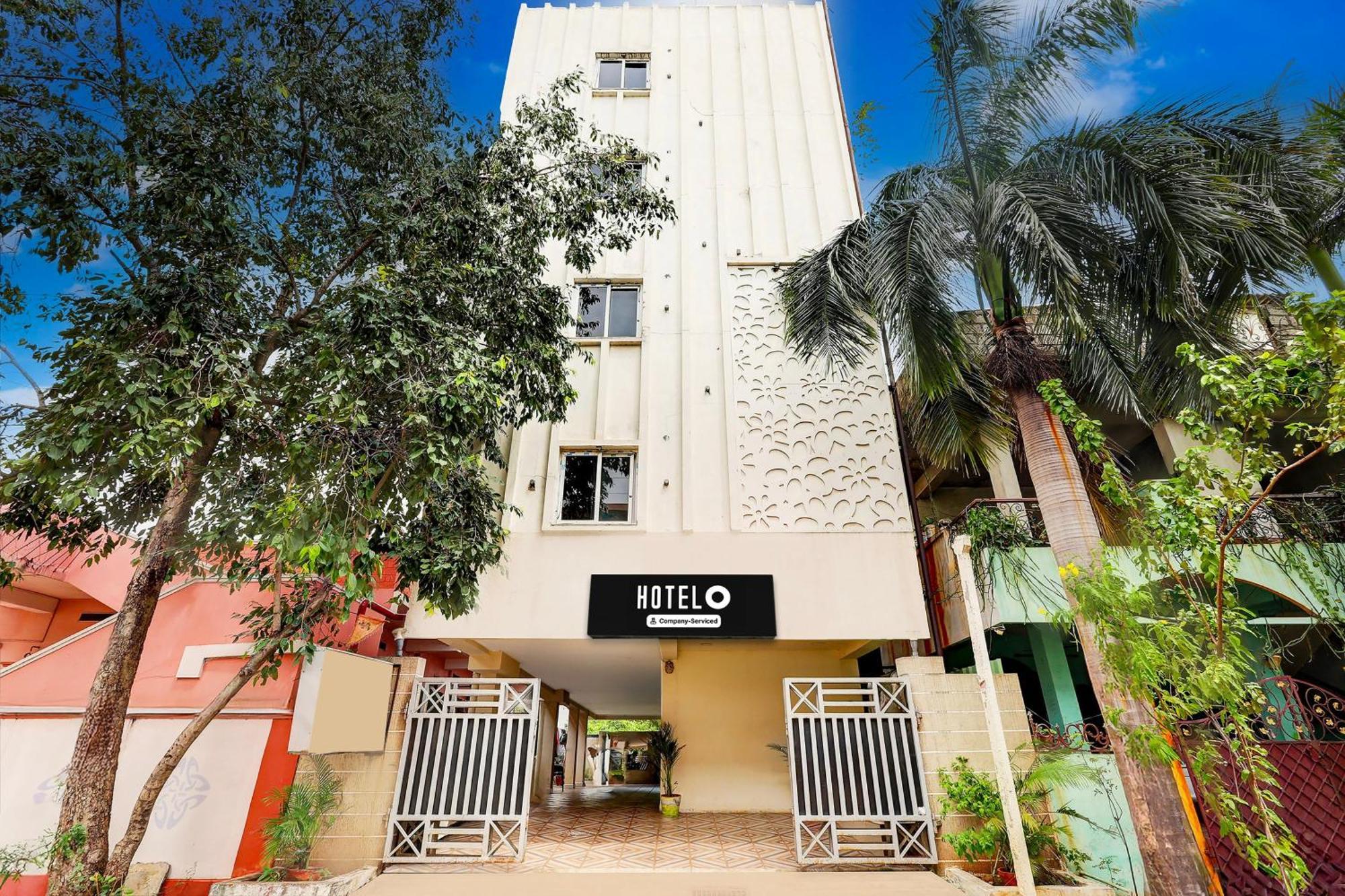 Super Hotel O Mahanadu Formerly Akshaya Bheemas Vijayawāda Exteriör bild